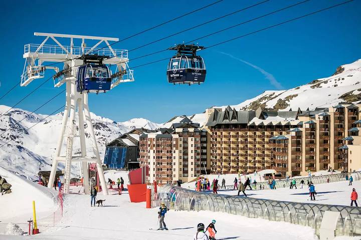 Studio for 4 personer, med Balkon og Sauna samt Udsigt i Val Thorens