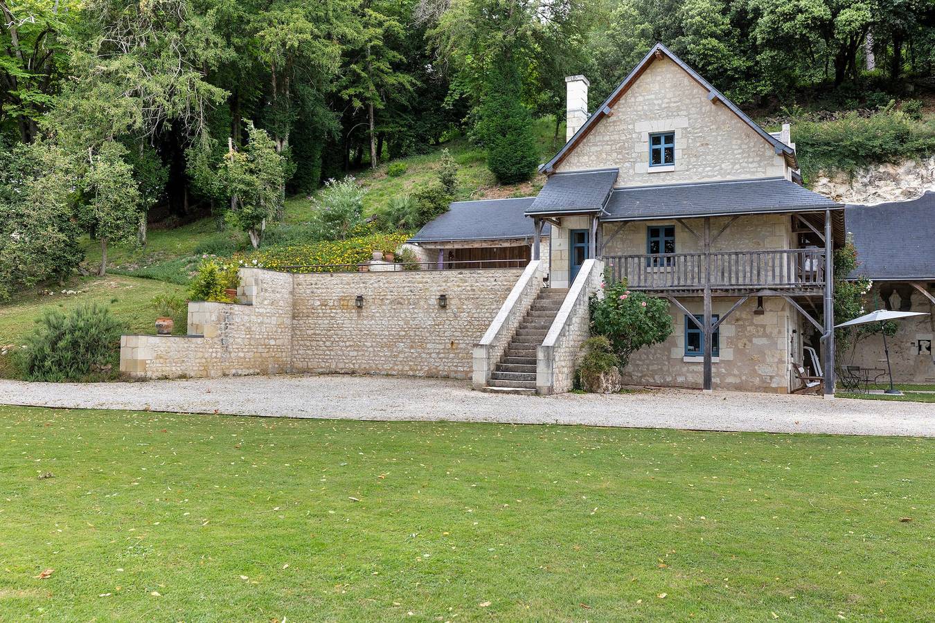 Appartement entier, Le trianon isabelle de maillé - gîtes relais du château de sonnay in Cravant-les-Côteaux, Vallée de la Loire