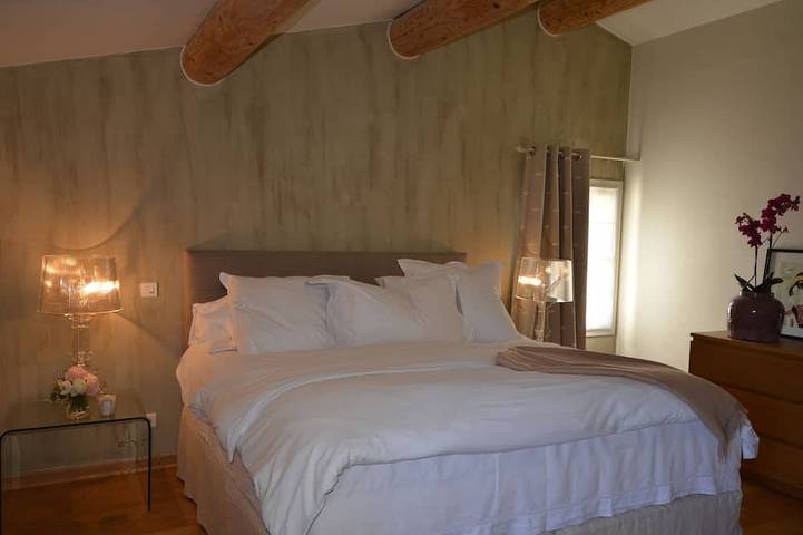 Location de vacances pour 6 personnes, avec jardin à Rognes - 3
