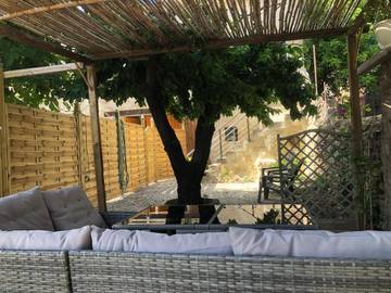 Gîte pour 4 personnes, avec jardin, animaux acceptés à Remoulins