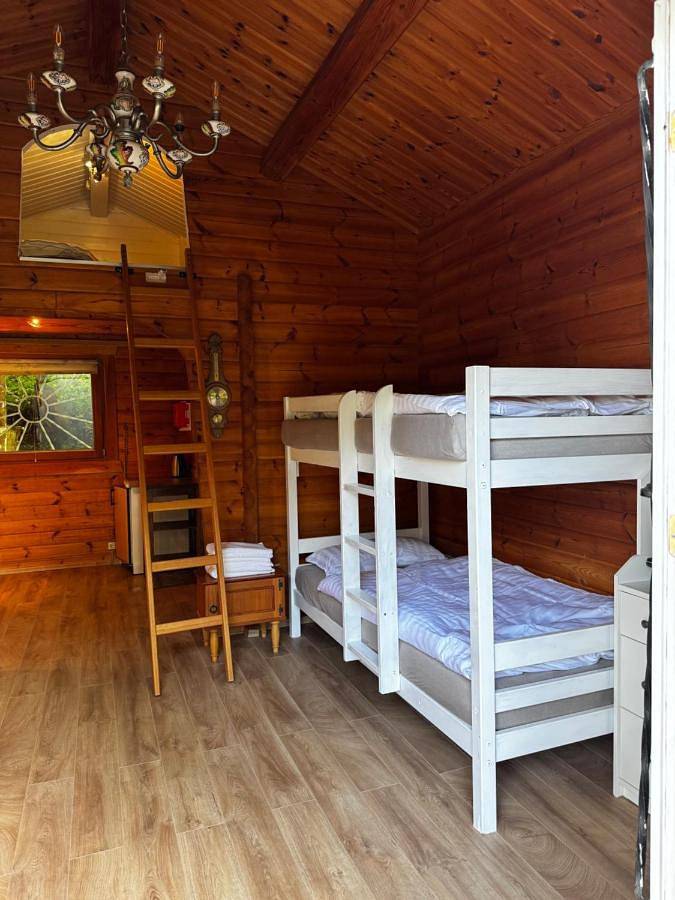Zelt für 3 Personen, mit Terrasse und Garten sowie Ausblick in Seesen