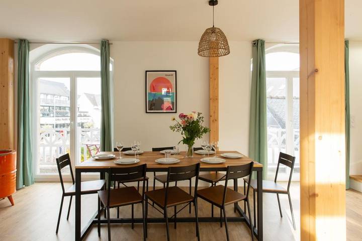 Gîte pour 7 personnes, avec terrasse dans Port En Dro Carnac