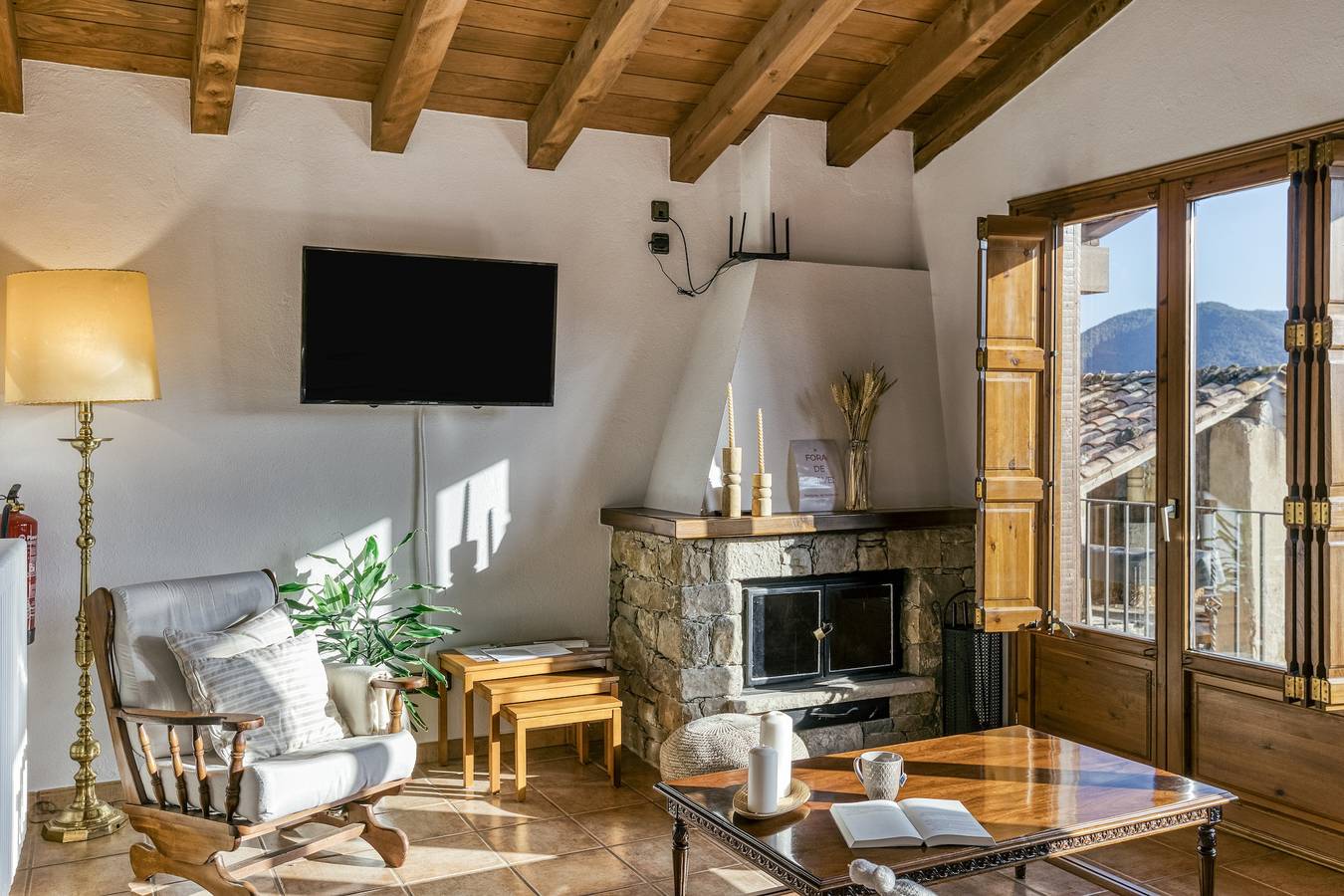 Casa de vacaciones 'La Cabanya De La Rovira - Dalt' con vistas a la montaña, terraza privada y Wi-Fi in Vall de Bas, Garrotxa