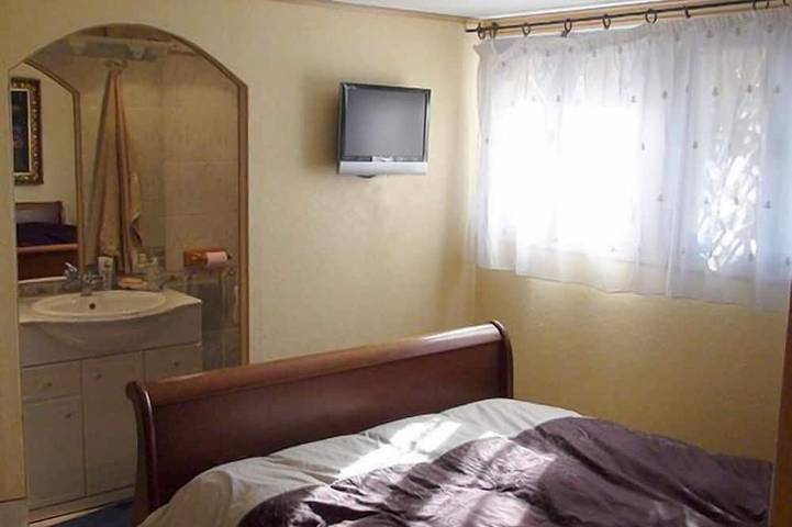 Location de vacances pour 14 personnes, avec jardin et sauna, animaux acceptés à Villeneuve-Minervois - 2