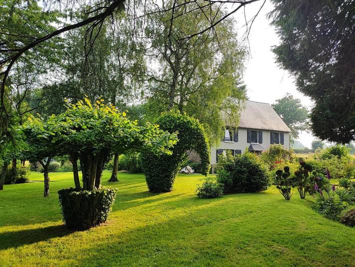 Cottage pour 2 personnes, avec vue et jardin à Le Mesnil-Villeman