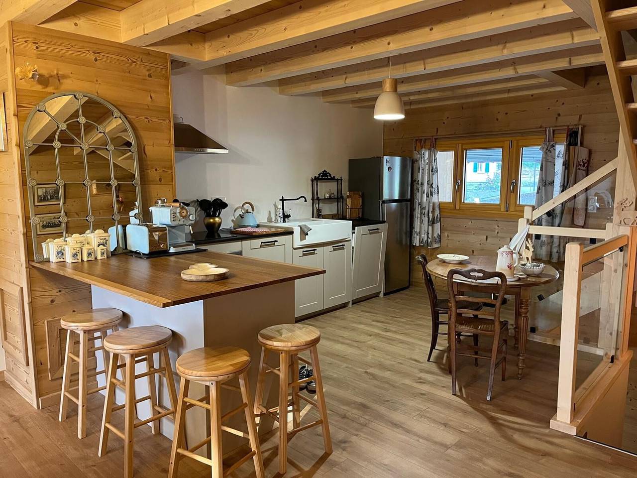 Maison de vacances « Le Chat Perché » avec vue sur la montagne et jardin privé in Bernex, Région de Thonon-les-Bains