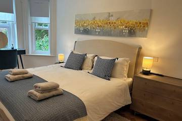 Holiday Home for 6 People in Bournemouth, South West England, Photo 2
