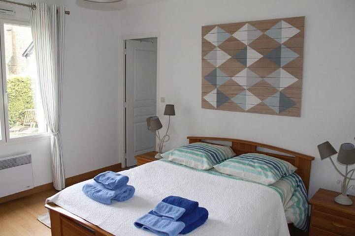 Location de vacances pour 6 personnes, avec terrasse et jardin dans Plage Longchamp - 2