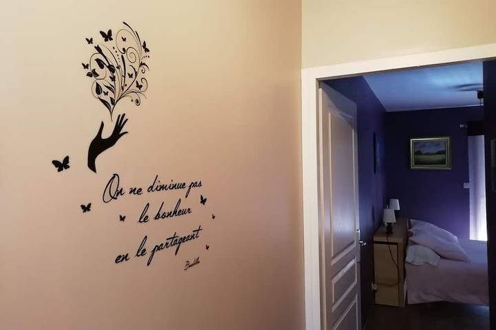 Location de vacances pour 8 personnes, avec jacuzzi et jardin, animaux acceptés à Lablachère - 2