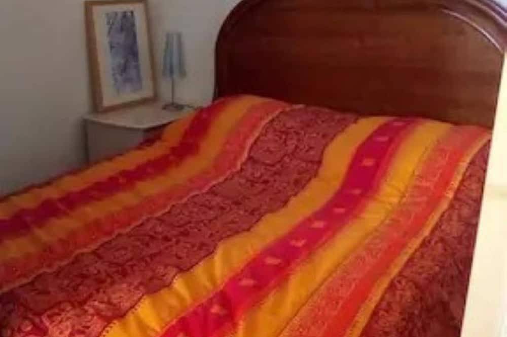 Apartamento entero, 20 minutes from Serre Ponçon, ideal for summer walks or winter skiing. in Seyne, Alpes de Alta Provenza