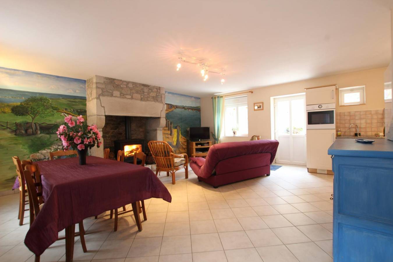 Gite w/ Garden, TV & Internet: Near Gréville-Hague (1km) in Gréville-Hague, La Hague