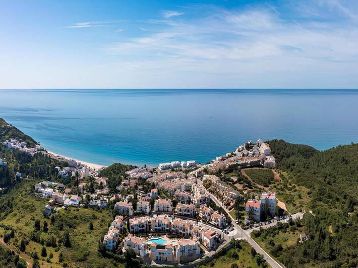 Ferienpark für 7 Personen, mit Pool und Ausblick sowie Garten und Kinderpool, mit Haustier in Portugal - 2