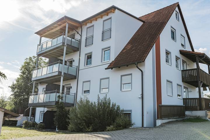 Bauernhof für 4 Personen, mit Balkon/Terrasse und Terrasse sowie Garten und Sauna am Brombachsee
