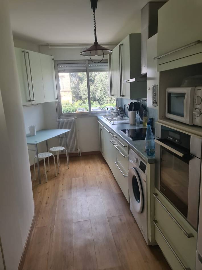 Gîte pour 4 personnes, avec Terrasse ainsi que Jardin et Piscine à Montpellier - 3
