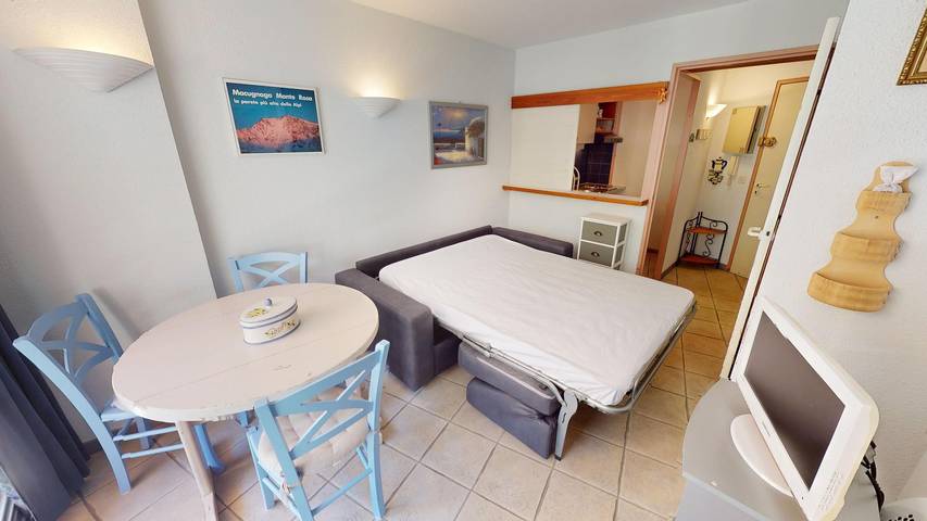Gîte pour 3 personnes, avec piscine ainsi que balcon/terrasse et balcon, animaux acceptés à Roquebrune-Cap-Martin - 4
