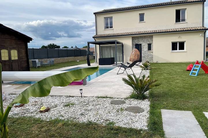 Location de vacances pour 8 personnes à Cavignac