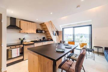 Gîte pour 4 personnes, avec terrasse dans Plage Saint-Guirec