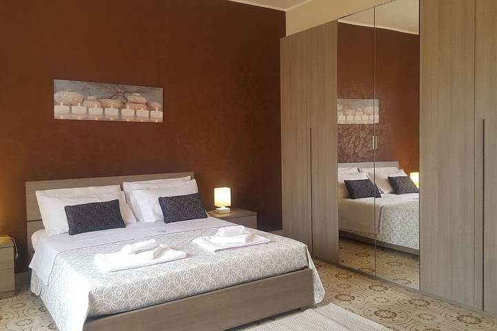 Elegant villa with private garden - Etna - Taormina in Zafferana Etnea, Etna