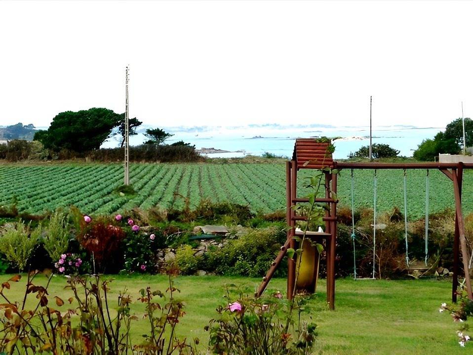 Maison de pêcheur bord de mer in Pleubian, Côte de Granit Rose