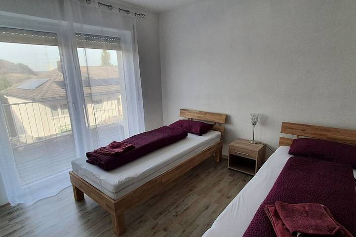 Ferienhaus für 24 Personen, mit Garten im Odenwald - 2