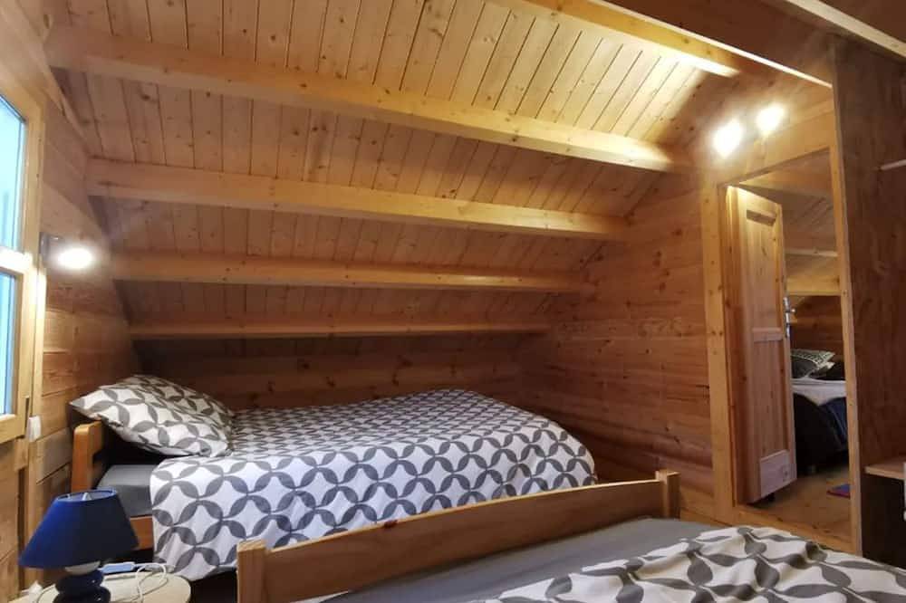 Chalet \"Vintage\" pour 5 personnes avec vue mer et plages à 150 mètres in Plouarzel, Région de Brest