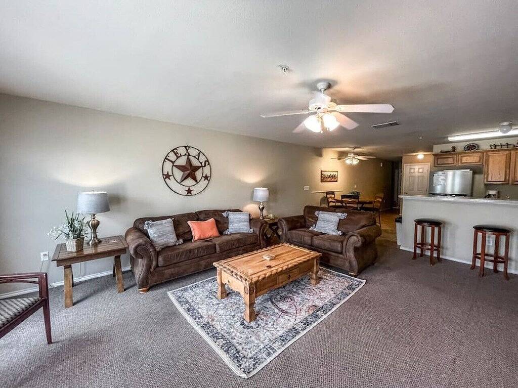 Ganze Wohnung, Flusslauf am Wasserrad - 2Bdr / 2Bth! in New Braunfels, Comal County