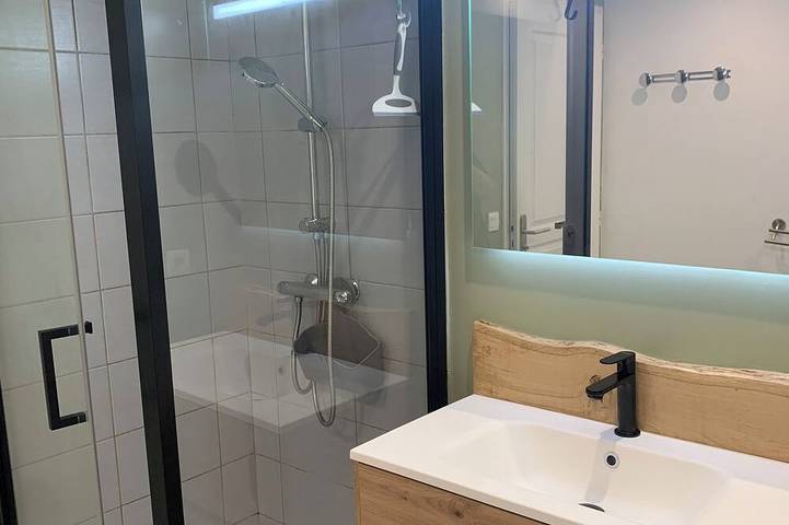 Appartement entier, Appartement Rez  de jardin in Lecci, Arrondissement de Sartène