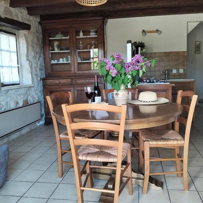 Location de vacances pour 2 personnes, avec Balcon et Terrasse ainsi que Jardin et Piscine à Laval-Saint-Roman - 3