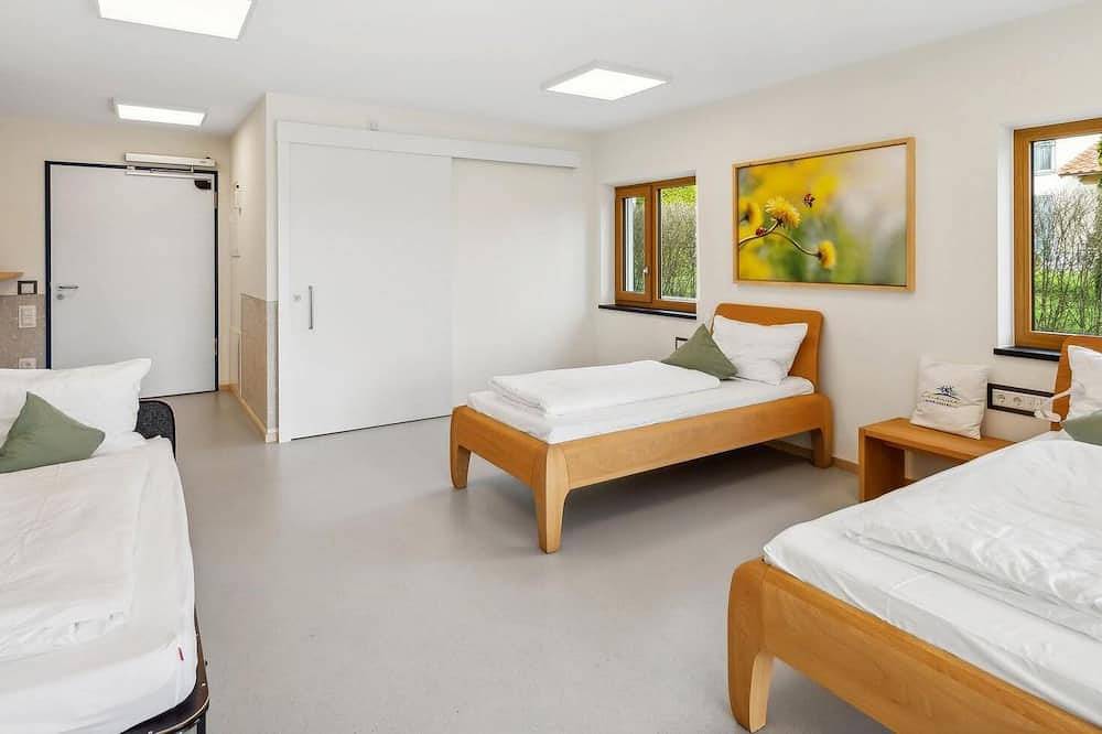 Ganze Wohnung, Pflegeapartment bis zu 3 Personen in Nußdorf, Chiemsee