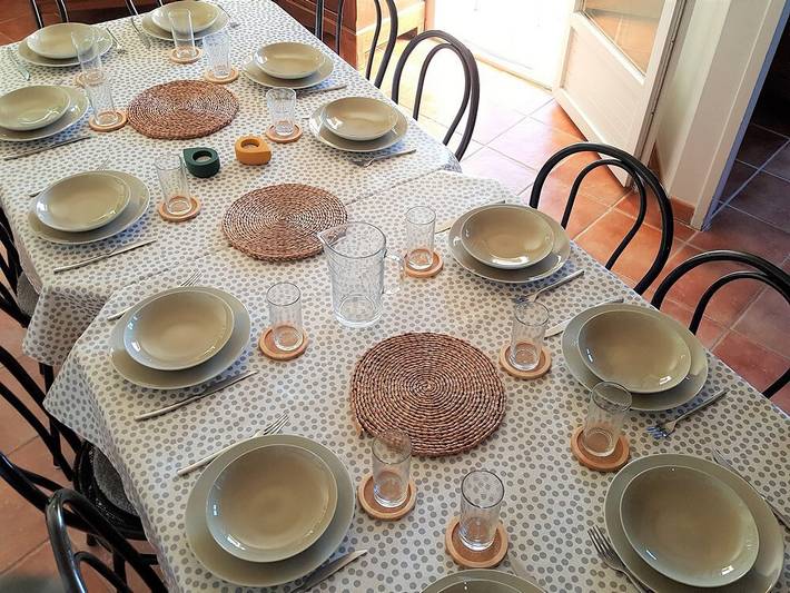 Appartement de vacances pour 14 personnes, avec piscine ainsi que jardin et balcon, animaux acceptés