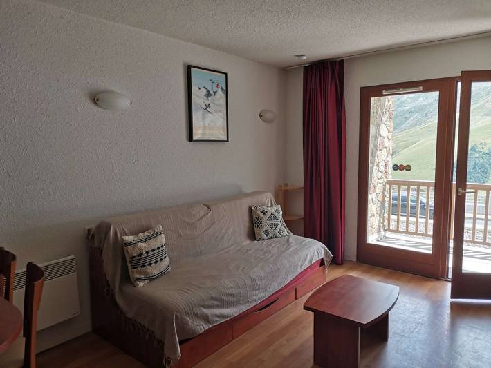 Location de vacances pour 4 personnes, avec balcon et piscine dans La Mongie