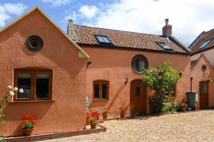Cottage for 6 people, with garden in North Somerset