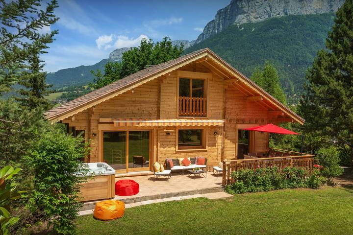Gîte pour 8 personnes, avec jardin et jacuzzi, adapté aux familles à Alex (Annecy) - 4