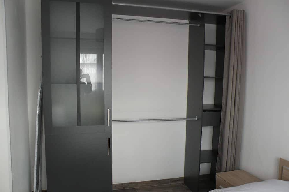 Appartement entier, Charmante maison de style industriel avec terrasse privée in Cazaux, La Teste-de-Buch