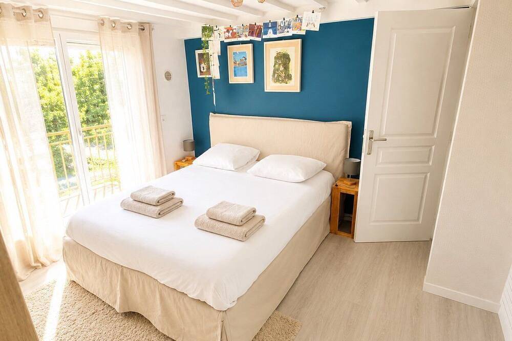 Maison 8p avec jardin, 2 salons & parking in Sainte-Geneviève-des-Bois, Essonne