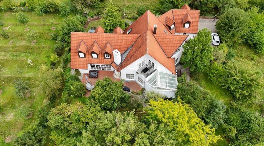 Ferienhaus für 7 Personen, mit Whirlpool und Terrasse sowie Garten und Sauna in Wiesenttal