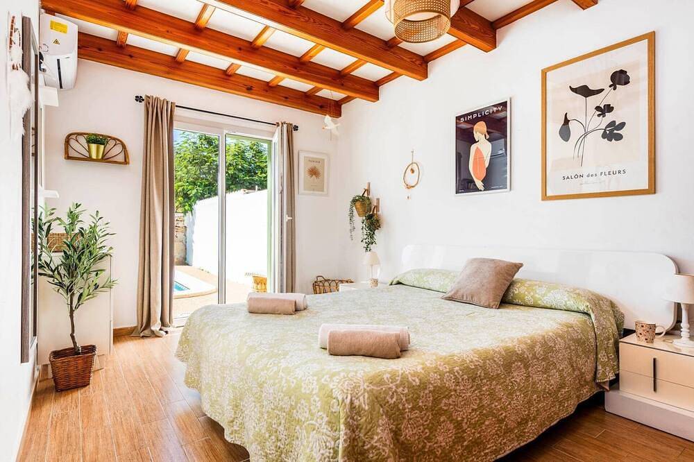 Villa De La Luz by Villa Plus in Punta Prima, Sant Lluís