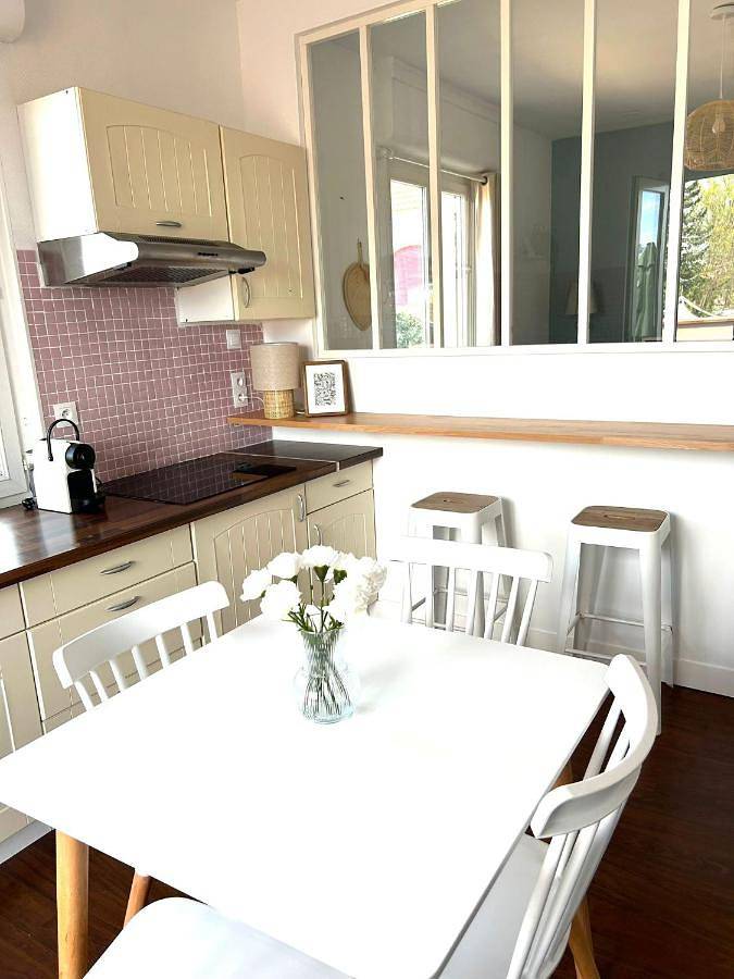 Gîte pour 4 personnes, avec terrasse et vue dans Plage De La Jetee Andernos Les Bains - 2