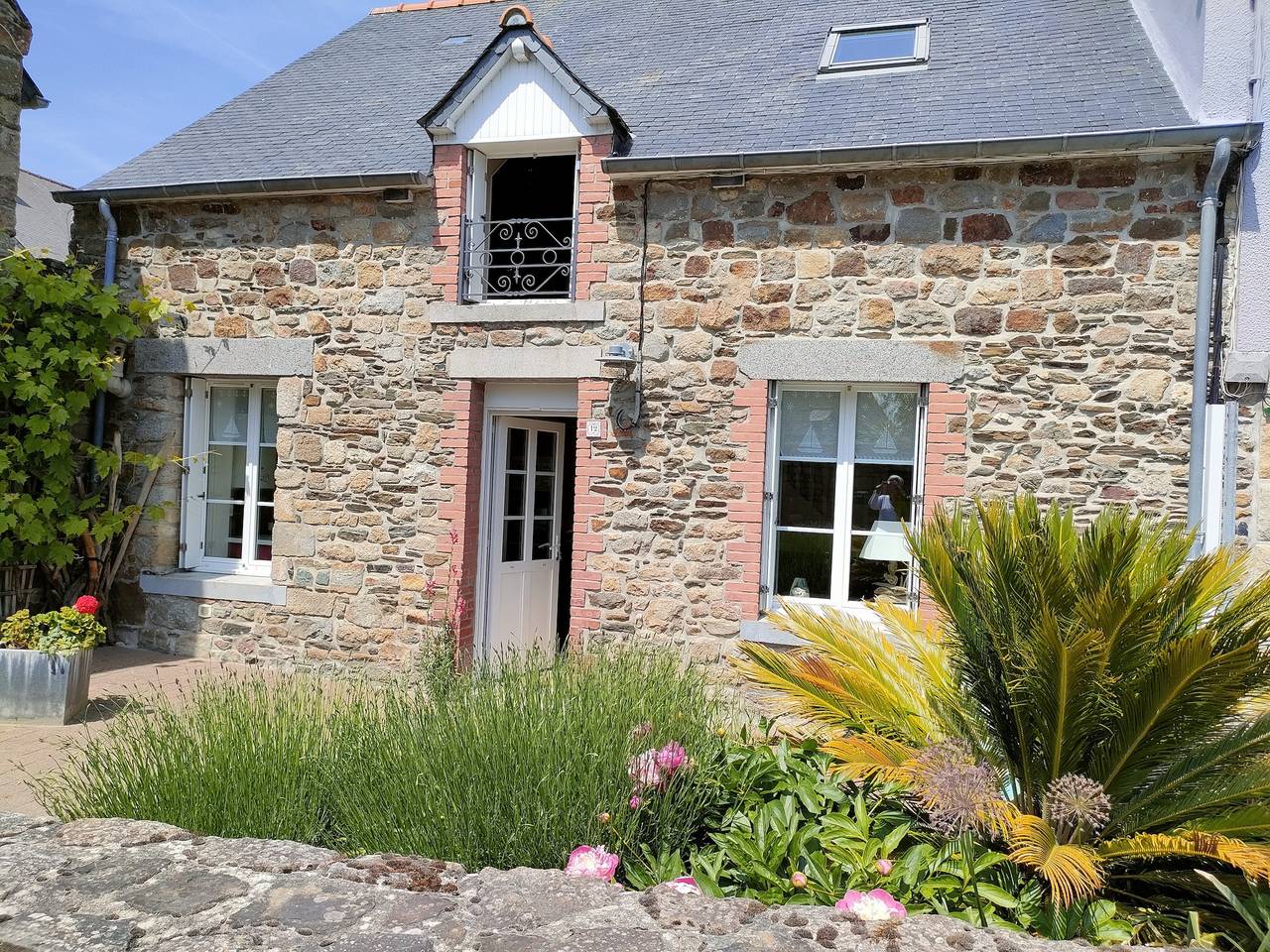 Encantadora Casa en Le Vivier-sur-Mer con Terraza Privada in Le Vivier-sur-Mer, Bahía del Monte Saint-Michel