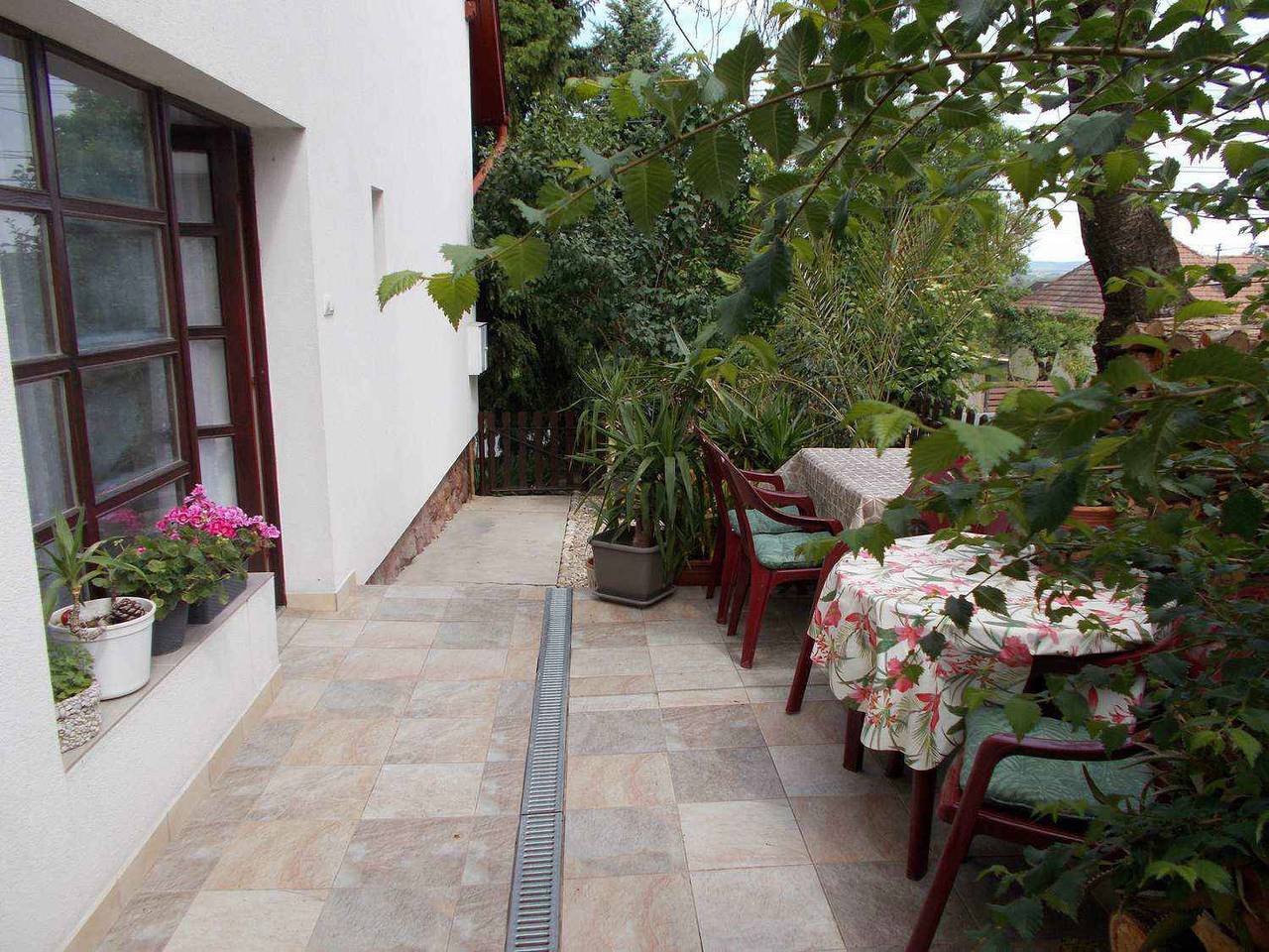 Apartamento vacacional entero, Holiday apartment with balcony, Wifi and air conditioning  in Fonyód, Orilla sur del lago Balaton