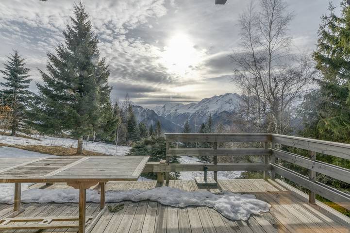 Gîte pour 8 personnes, avec jardin, adapté aux familles à Villard-Reculas