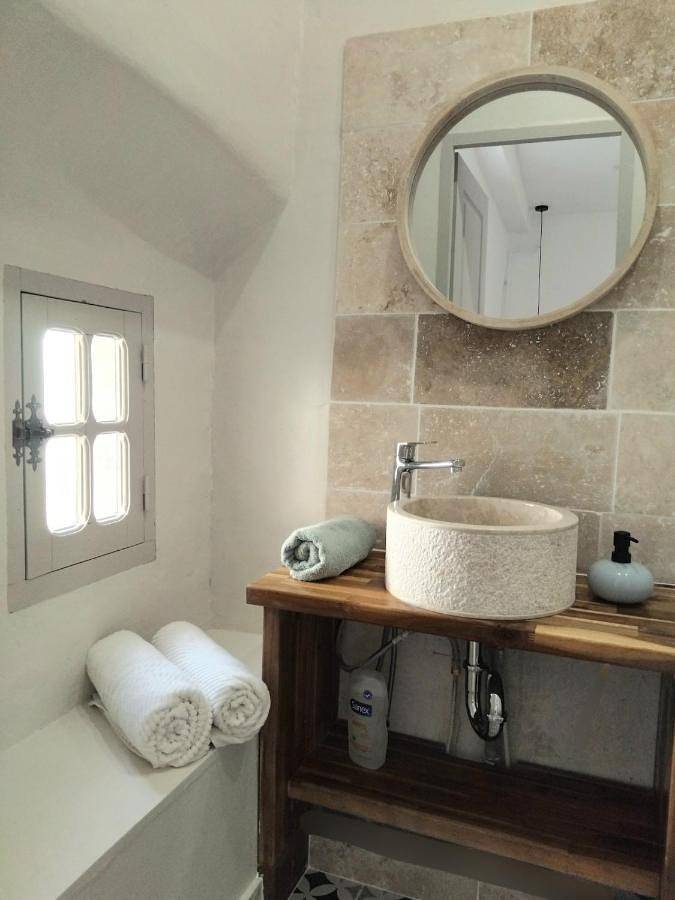 Appartement entier, Studio Lysandre in Saint-Ambroix, Parc national des Cévennes