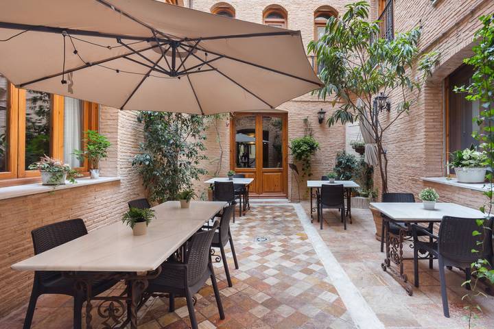 Ganze Wohnung, Ferienwohnung 'Habitacion Estandar - Edificio Contiguo' mit Privatterrasse, Wlan und Klimaanlage in Vilallonga, Valencia Provinz
