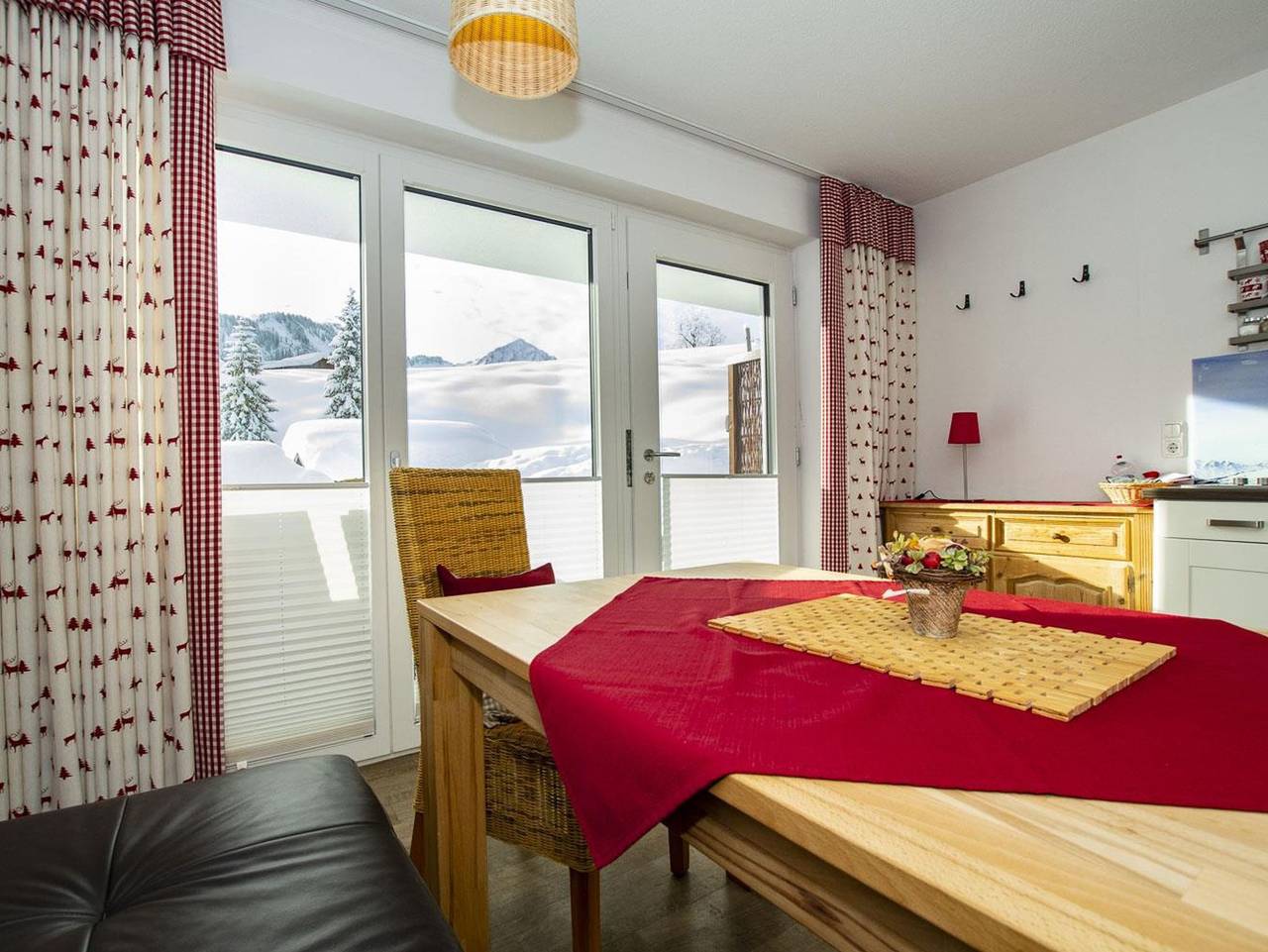 Ganze Ferienwohnung, Ferienwohnungen am Württemberger Haus - Appartement- Nr. 2 - Dusche/Wc, 1 Schlafraum in Mittelberg, Kleinwalsertal