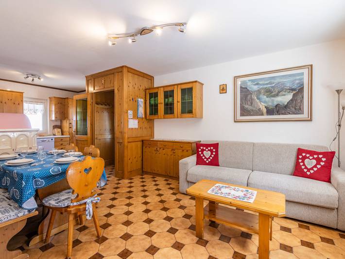 Gîte pour 6 personnes, avec terrasse à Canazei - 2