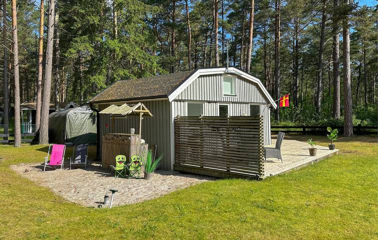 Hus för 4 Personer, med Terass och Trädgård i Åhus