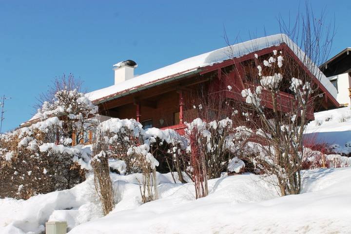 Appartement de vacances entier, Alpen-Chalet-Sol-Alpium - Appartement de vacances Single Alpenkammerl avec place assise extérieure (vue sur le jardin) in Reit im Winkl, Alpes bavaroises