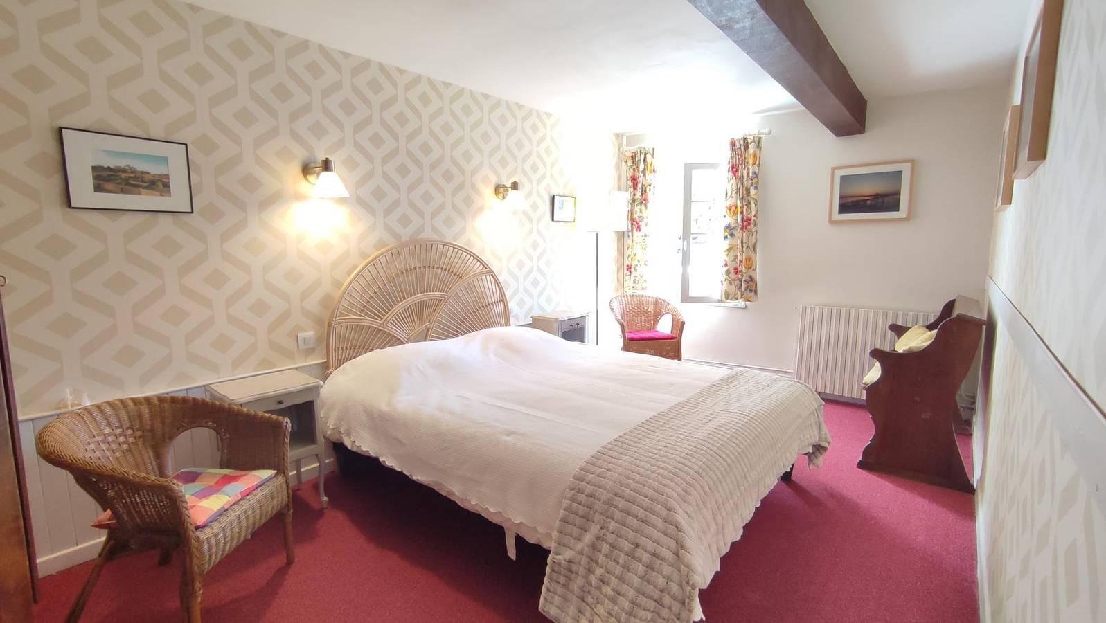 Gîtes de France® - Chateau de La Croix Blanche in Saint-Arnoult (Seine-Maritime), Rouen region