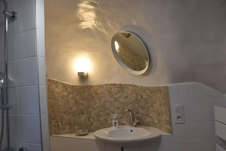 Gîte pour 3 personnes, avec jardin à Sainte-Croix-à-Lauze - 4