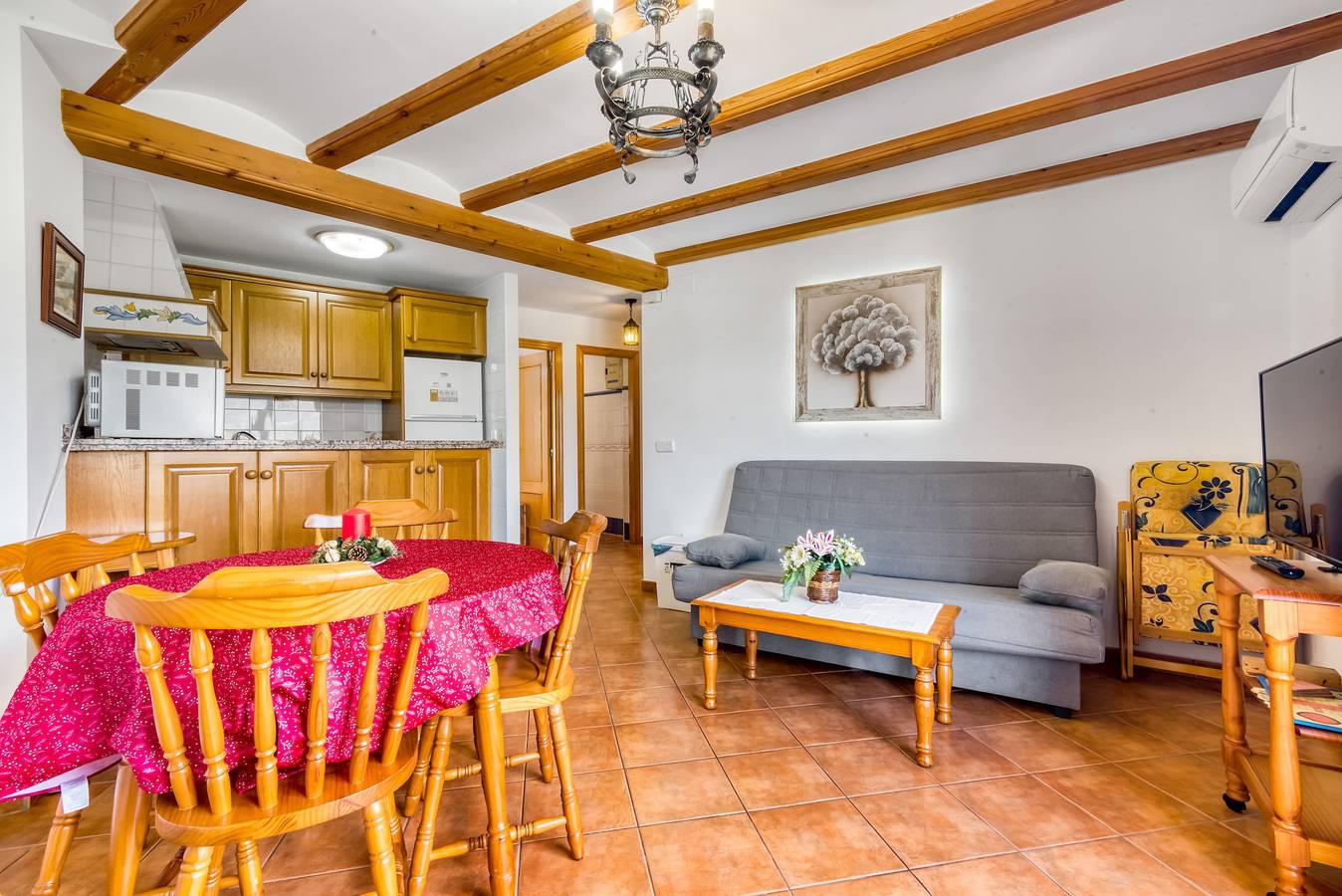 Entire apartment, Apartment 'Segaria' with Mountain View, Wi-Fi and Air Conditioning in Orba, Costa Blanca